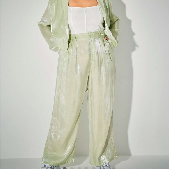 Brand New! 2x Cider straight leg trouser, light green iridescent color. - Picture 4 of 4
